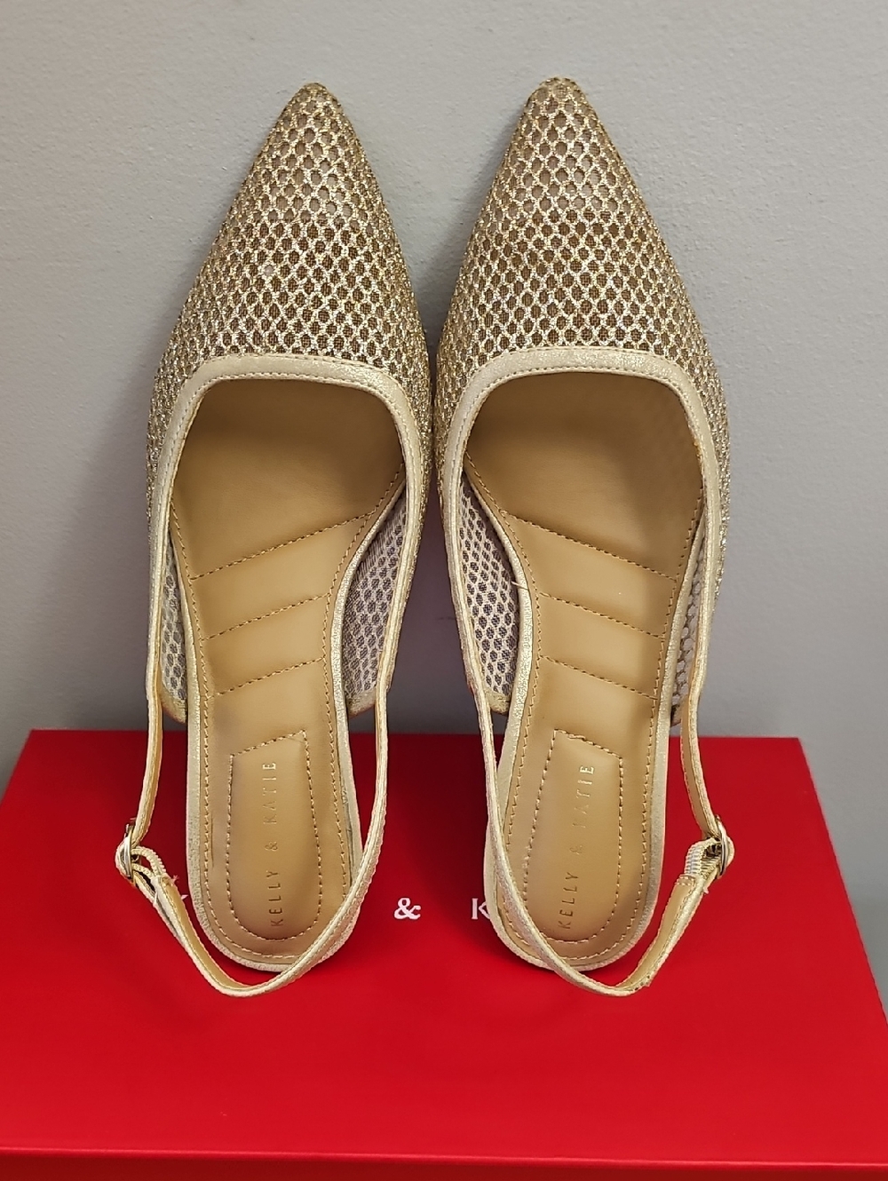 Kelly & Katie Metallic Gold Mesh Pointed Slingback Flats Size 8